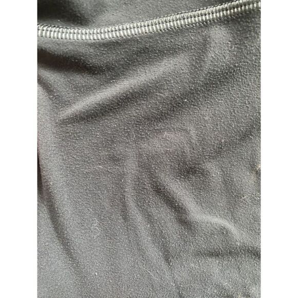 Lululemon 2 21” align crop leggings in grey - Picture 3 of 5